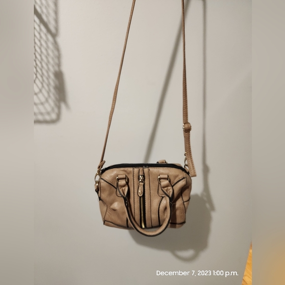 Small under one sky tan bag - Picture 9 of 9